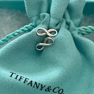 Tiffany & Co Infinity‎ earrings